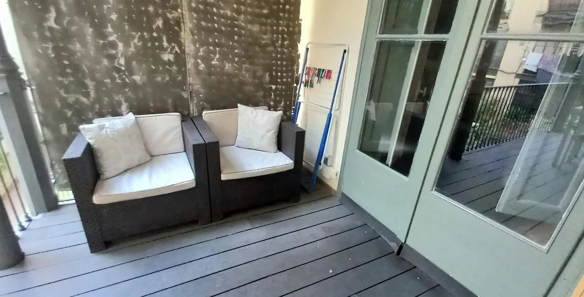 Eixample Patio Views With Amazing Terrace Barcelona